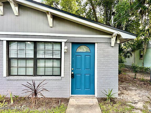 4th image of 9071 3RD Avenue