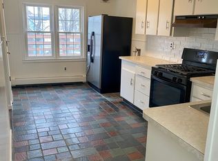 2 Court St #2, Woburn, MA 01801