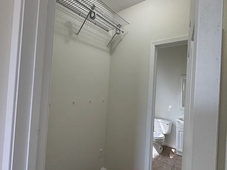 535 N Pebble St — Photo 7