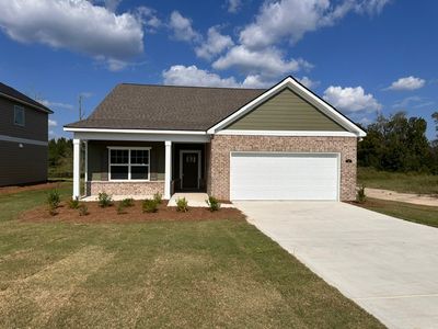190 Black Oak Dr, Smiths Station, AL, 36877