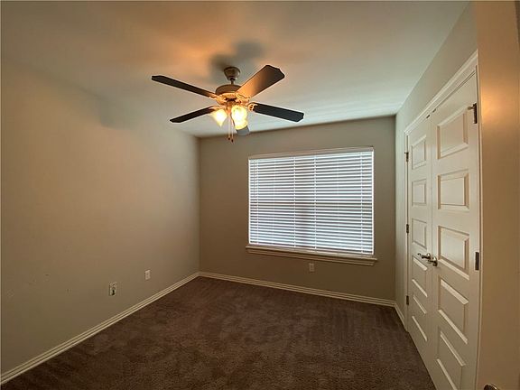2nd image of 3804 SW Mistletoe Ave