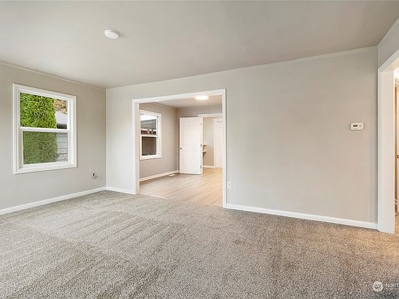 5th image of 1520 H St SE
