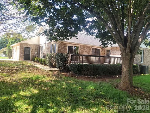 4th image of 1275 Grady Ln