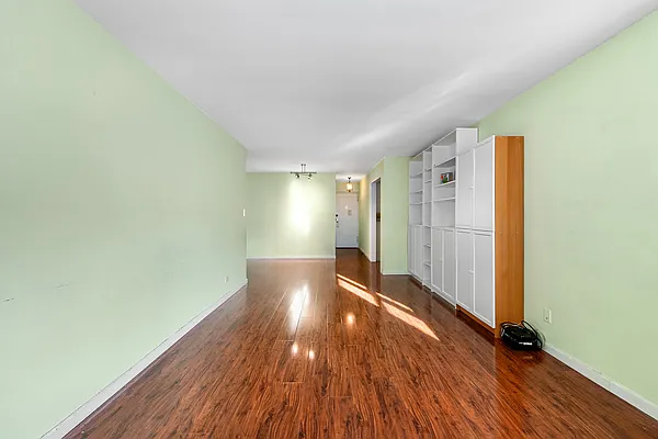 Sold by Compass | media 20