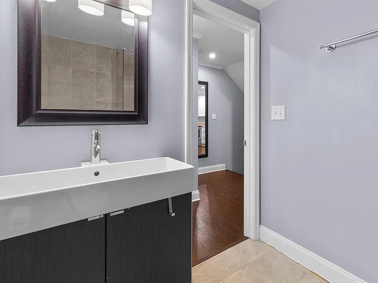 909 S Ponce De Leon Blvd — Photo 24