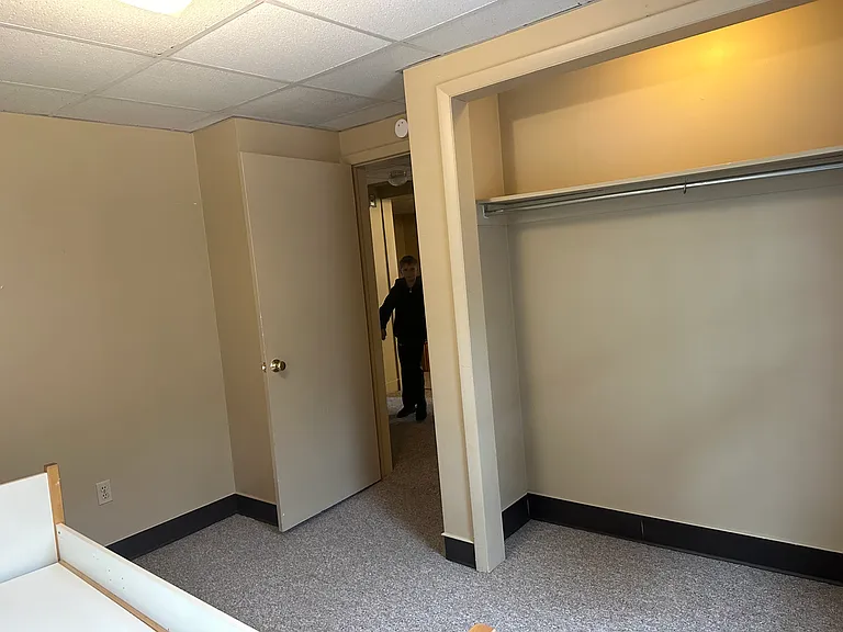 733 Locust St — Photo 16