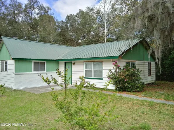 203 SW 51st Ave, Interlachen, FL 32148