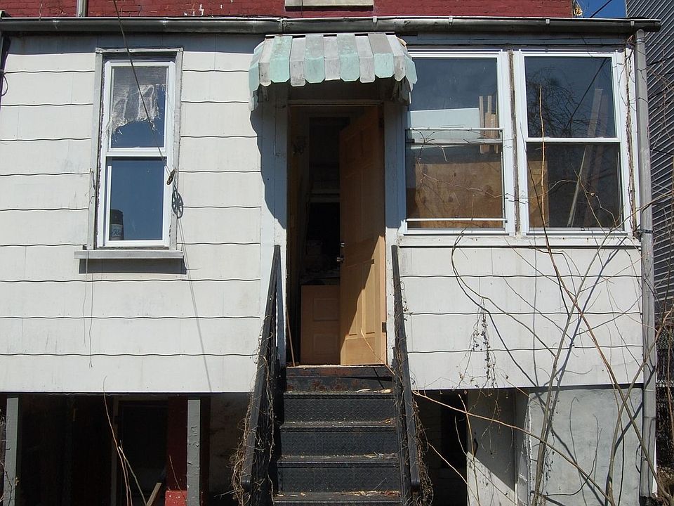 2nd image of 45 Riverview Pl
