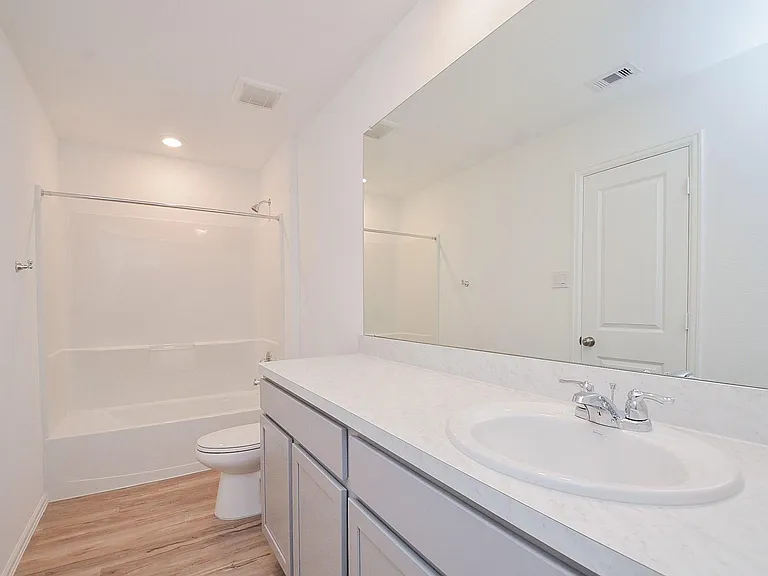 18119 Rockvine Dr — Photo 21