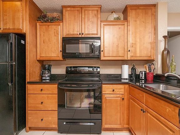 3rd image of 6295 Bahia Del Mar Cir APT 201
