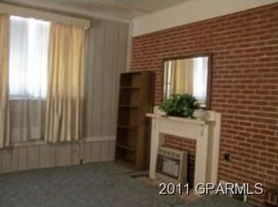 2nd image of 314 Oak Grove Ave
