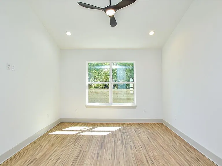 7103 Bennett Ave #2 — Photo 8
