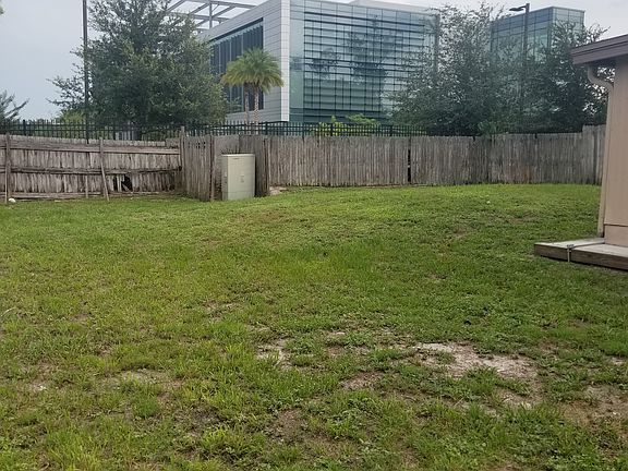 5th image of 12201B Coral Reef Dr