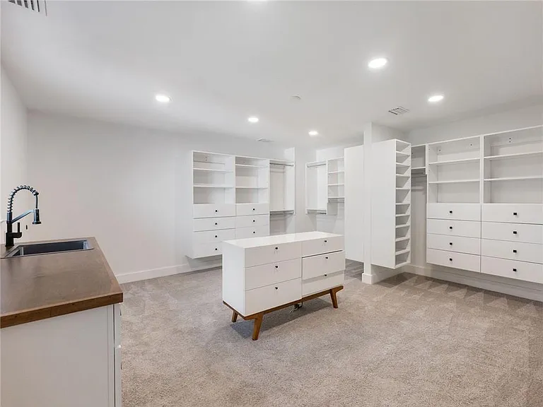 3965 Hamilton View Way — Photo 34
