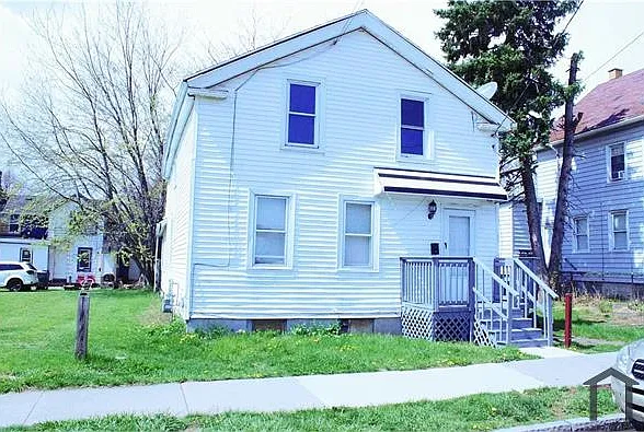5 bed, $2,800 — Photo 1