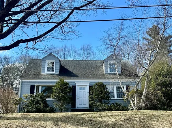 32 Stilson Ave, Northampton, MA 01062