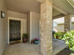 1635 Pebble Banks Ln, Seabrook, TX 77586
