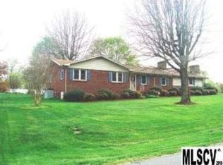 1410 23rd Avenue Pl NE, Hickory, NC 28601