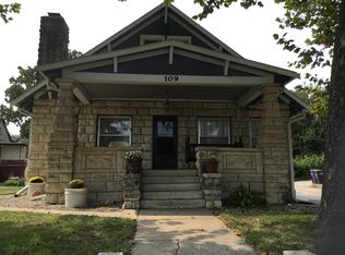 109 N 17th St #2, Manhattan, KS 66502