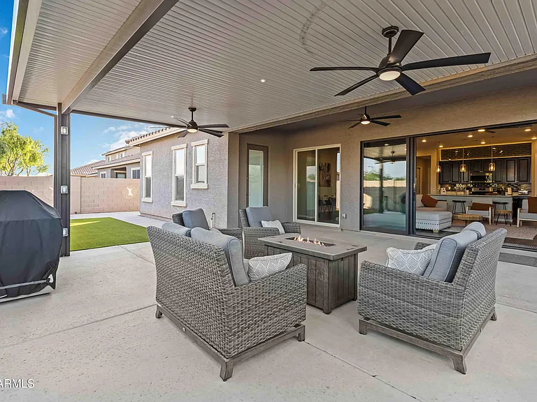 21261 W Virginia Ave — Photo 27