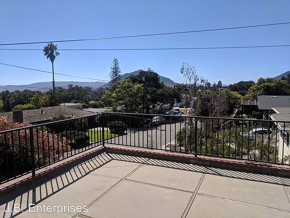 2nd image of 2090 Hays St