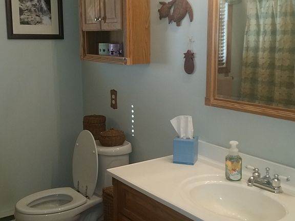 4th image of 1 White Birch Ln