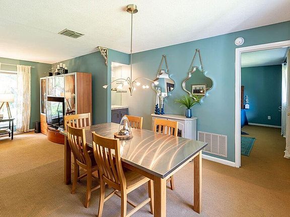 3rd image of 1313 Medinah Ct