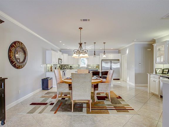 5th image of 145 Villa Point #A
