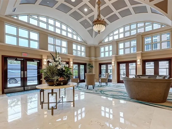 1616 Fountain View Dr APT 407, Houston, TX 77057