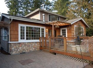 25612 Lake Wilderness Trl, Maple Valley, WA 98038