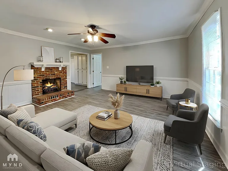 6125 Krandon Dr — Photo 2
