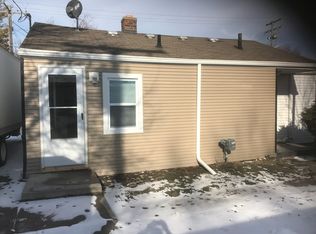 21853 Cushing Ave, Eastpointe, MI 48021