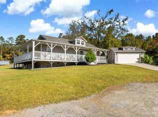 6525 Sugar Hill Rd, Marion, NC 28752