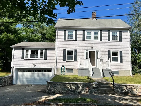 68 Pierrepont Rd, Newton, MA 02462