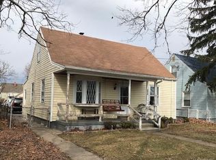 3018 Falls St, Niagara Falls, NY 14303