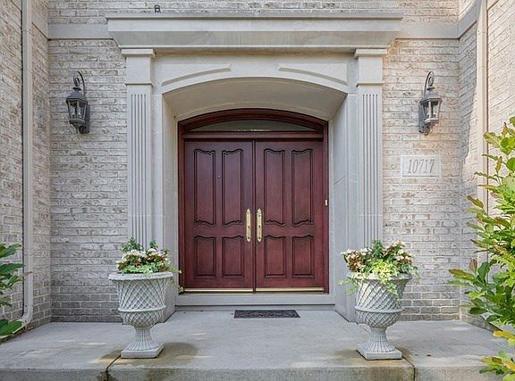 2nd image of 10717 Cherrywood Dr