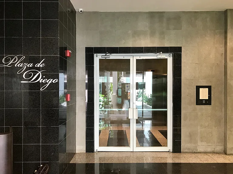 310 Avenida De Diego — Photo 42