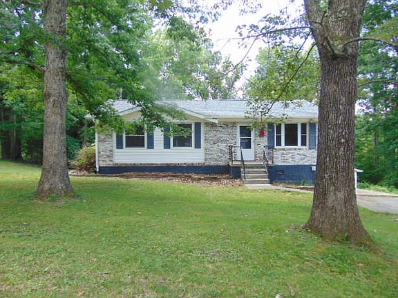 2nd image of 419 Collinwood Dr