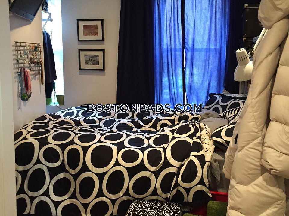 2nd image of 20 Hanover Ave #1BB