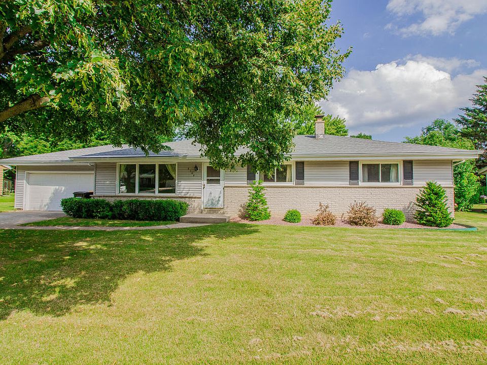 1st image of 8344 N 48th St