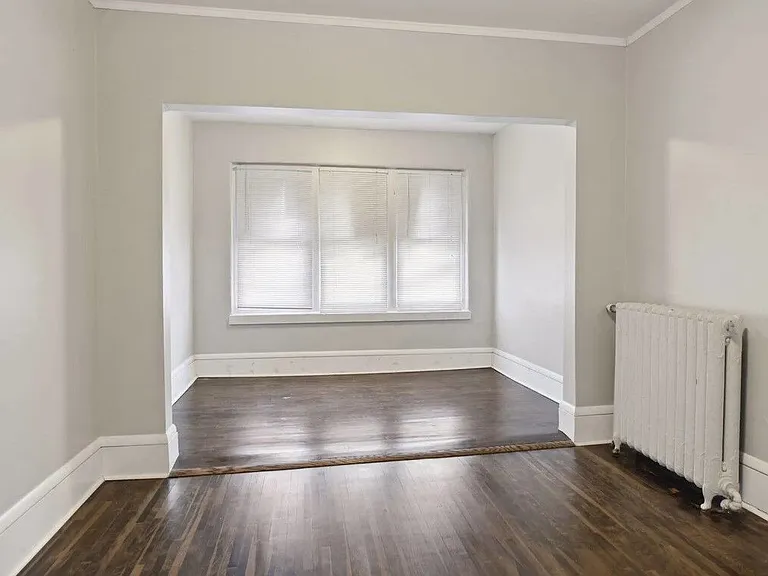 2901 James Ave S — Photo 9
