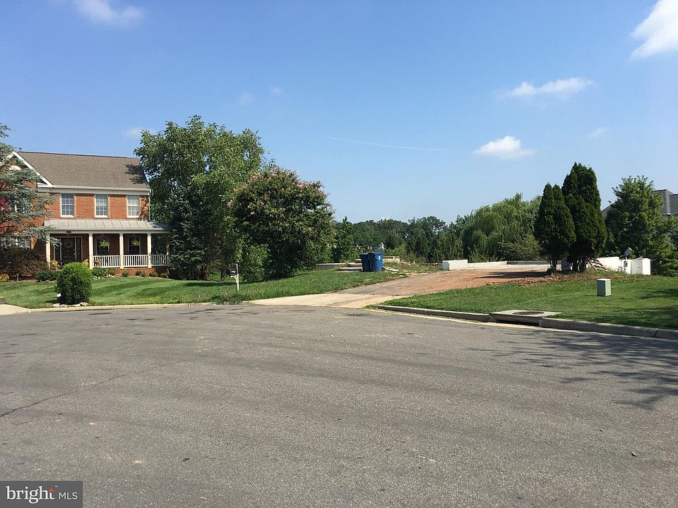 1st image of 22646 Taylorstown Hunt Ct