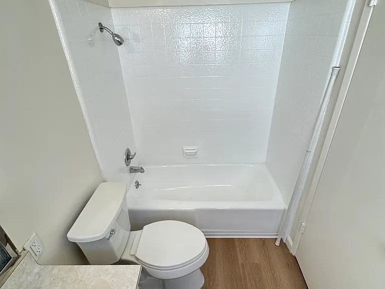 5708 Temple City Blvd — Photo 10