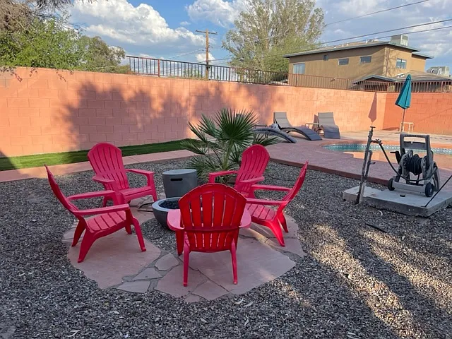 1230 E Seneca St — Photo 8
