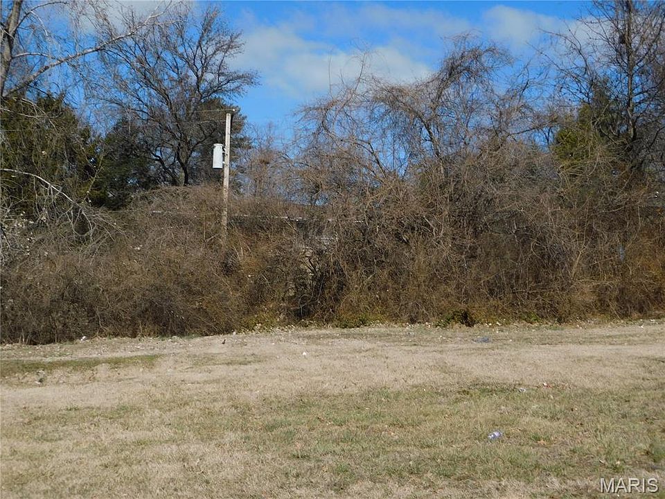 2nd image of 3171 Somerset Green Ct