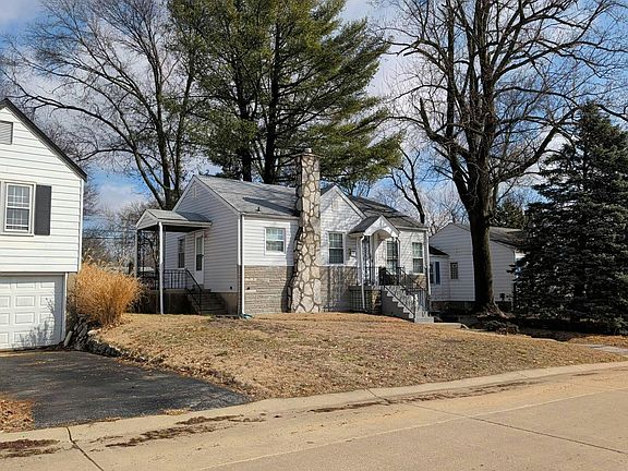 2nd image of 7625 Belwood Dr