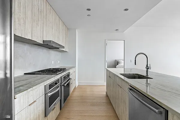 Rented by Corcoran | media 20