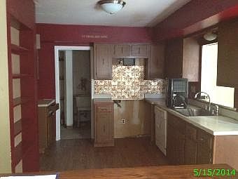 2nd image of 207 Cherrywood Dr