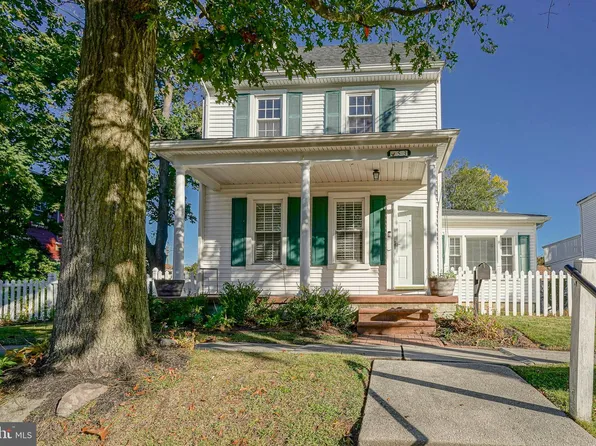 53 Branch St, Medford, NJ 08055