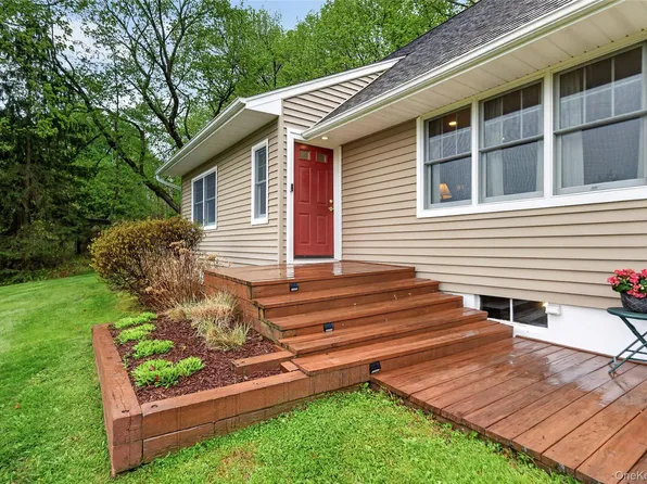 333 Oakland Avenue, Monroe, NY 10950